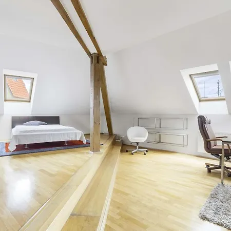 Wishlist Residences - Grand Family Loft By Charles Bridge Apartment Prague