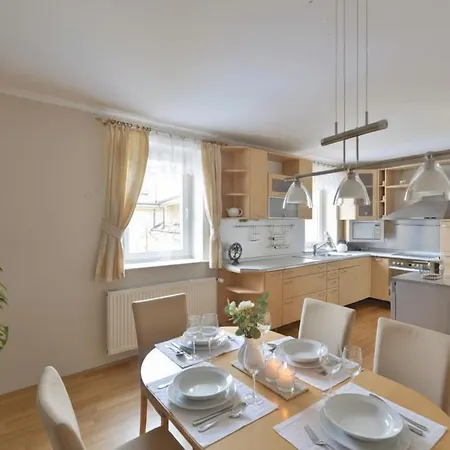 Wishlist Residences - Grand Family Loft By Charles Bridge * Prague